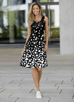 Kleid mit Tupfen-Dessin 